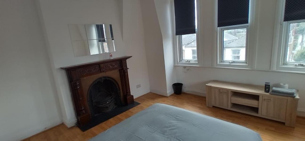Alloggio in famiglia Massive Double In Manor House Zone 2 Londra